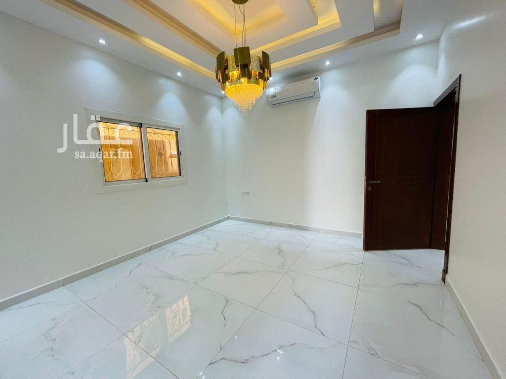 4 bedroom villa in Al Malqa, Riyadh 16