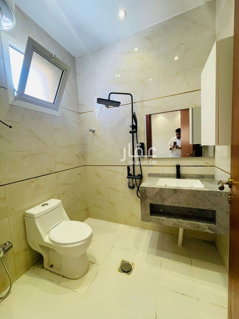 4 bedroom villa in Al Malqa, Riyadh 17