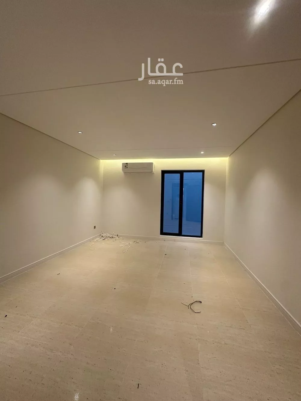 فيلا 5 غرف في العارض 6