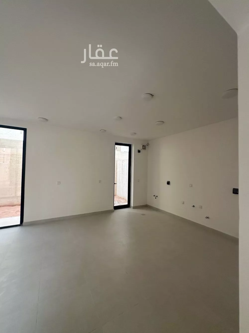 4 bedroom villa in Al Aridh 10