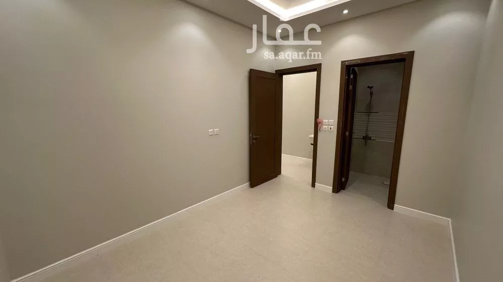 فيلا 7 غرف في النرجس 19