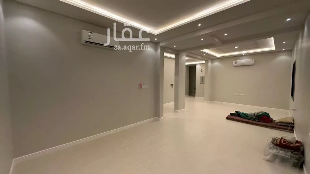 فيلا 7 غرف في النرجس 4