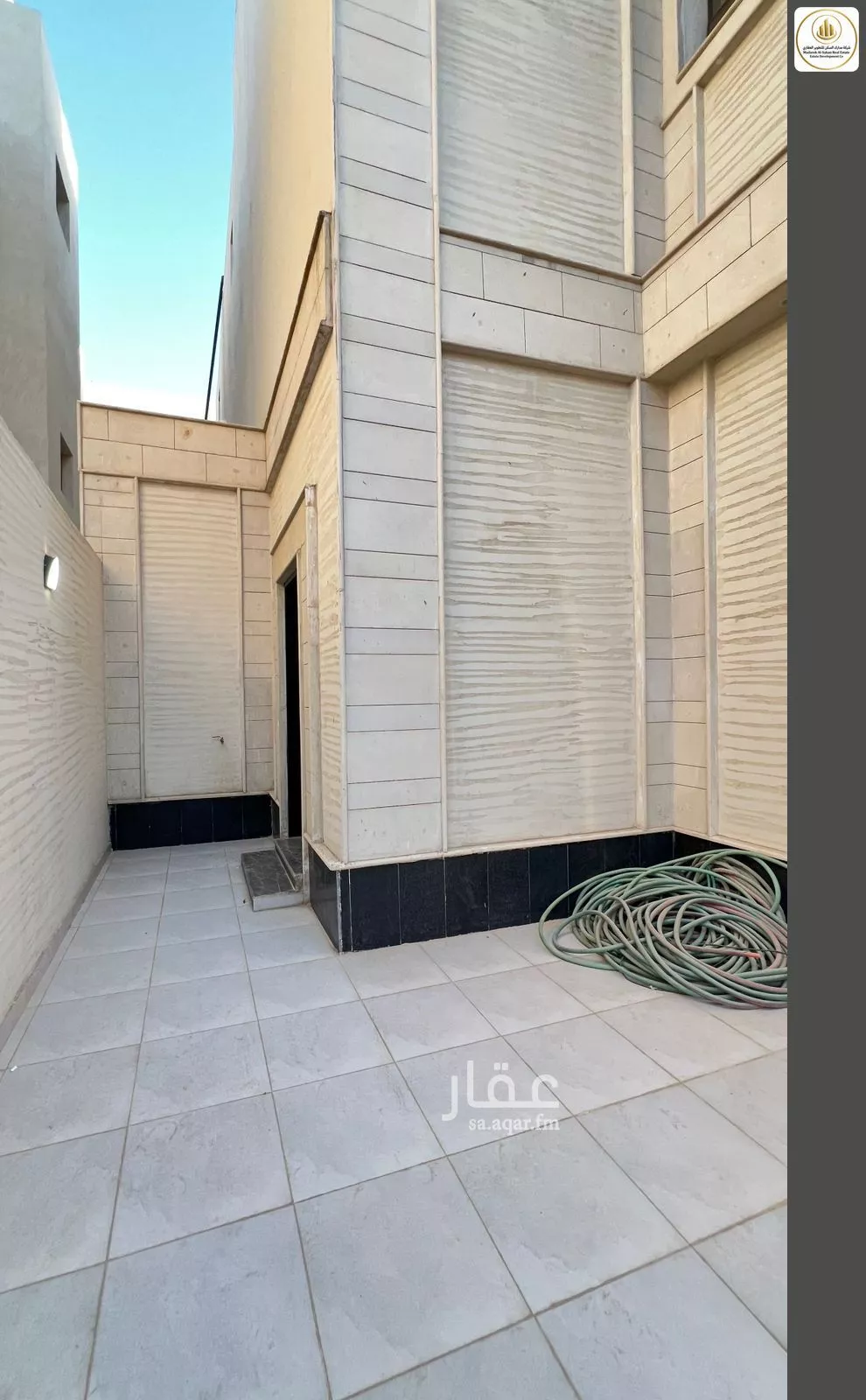 شقة 5 غرف في الرمال 3