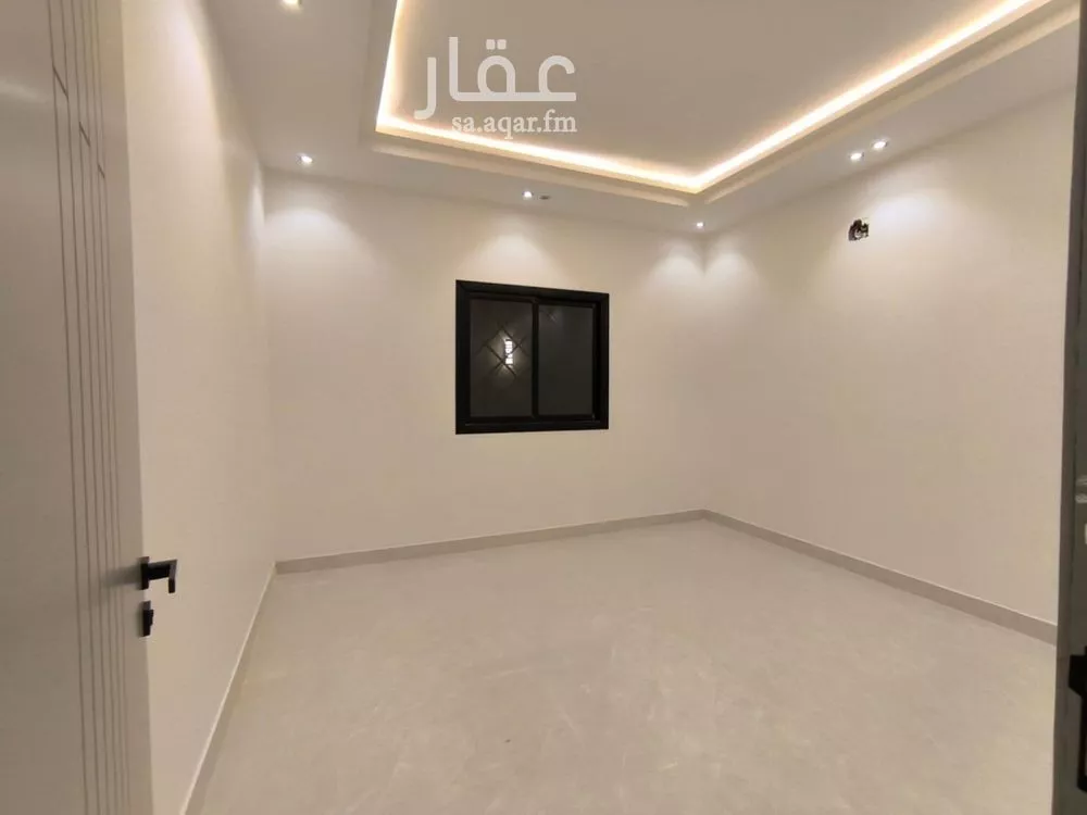دور 4 غرف في طيبة 7