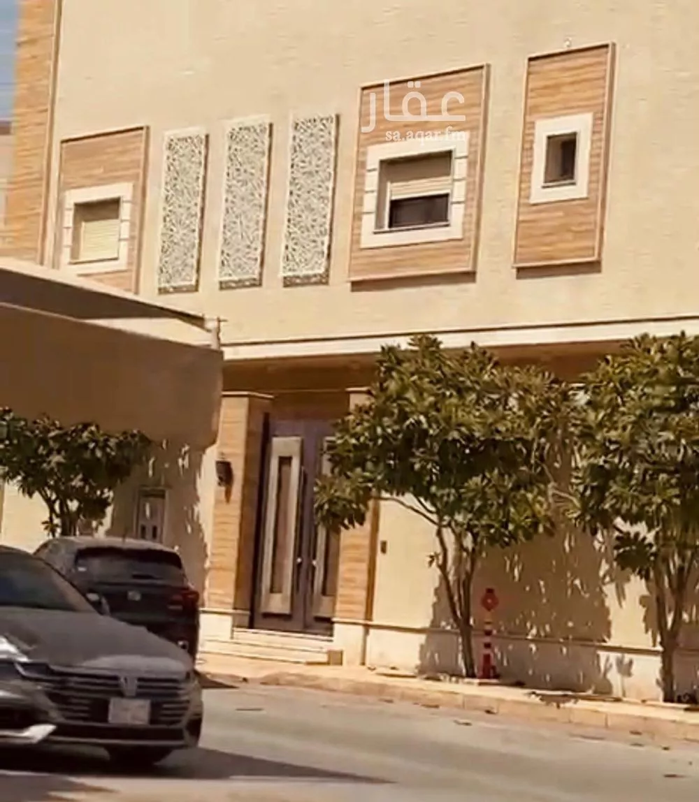 فيلا 7 غرف في الياسمين 2