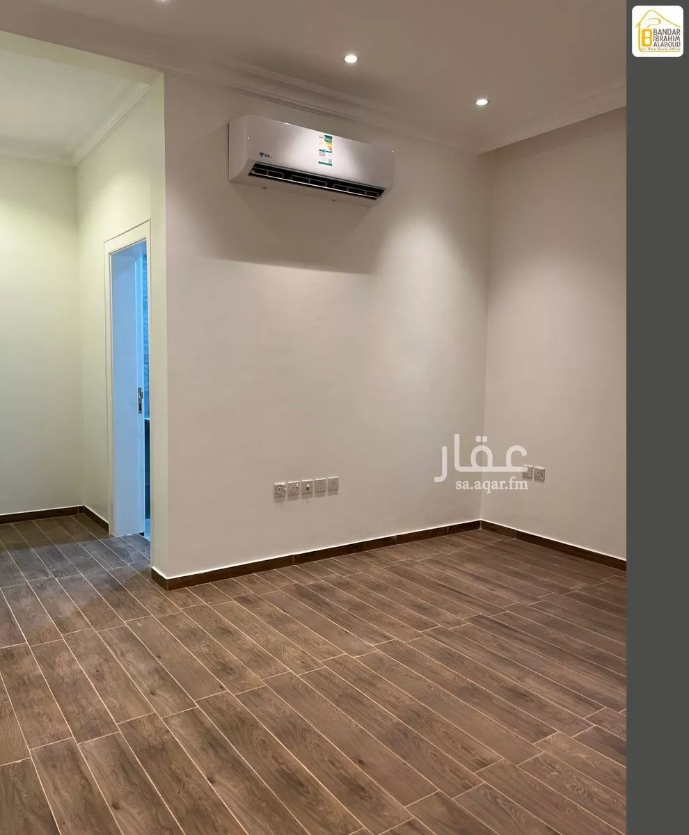 فيلا 5 غرف في النرجس 18