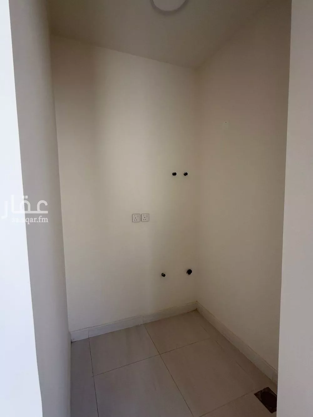 5 bedroom villa in Al Aridh 3