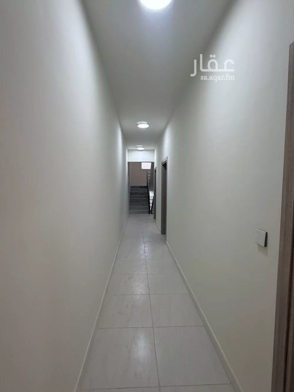 فيلا 5 غرف في العارض 11