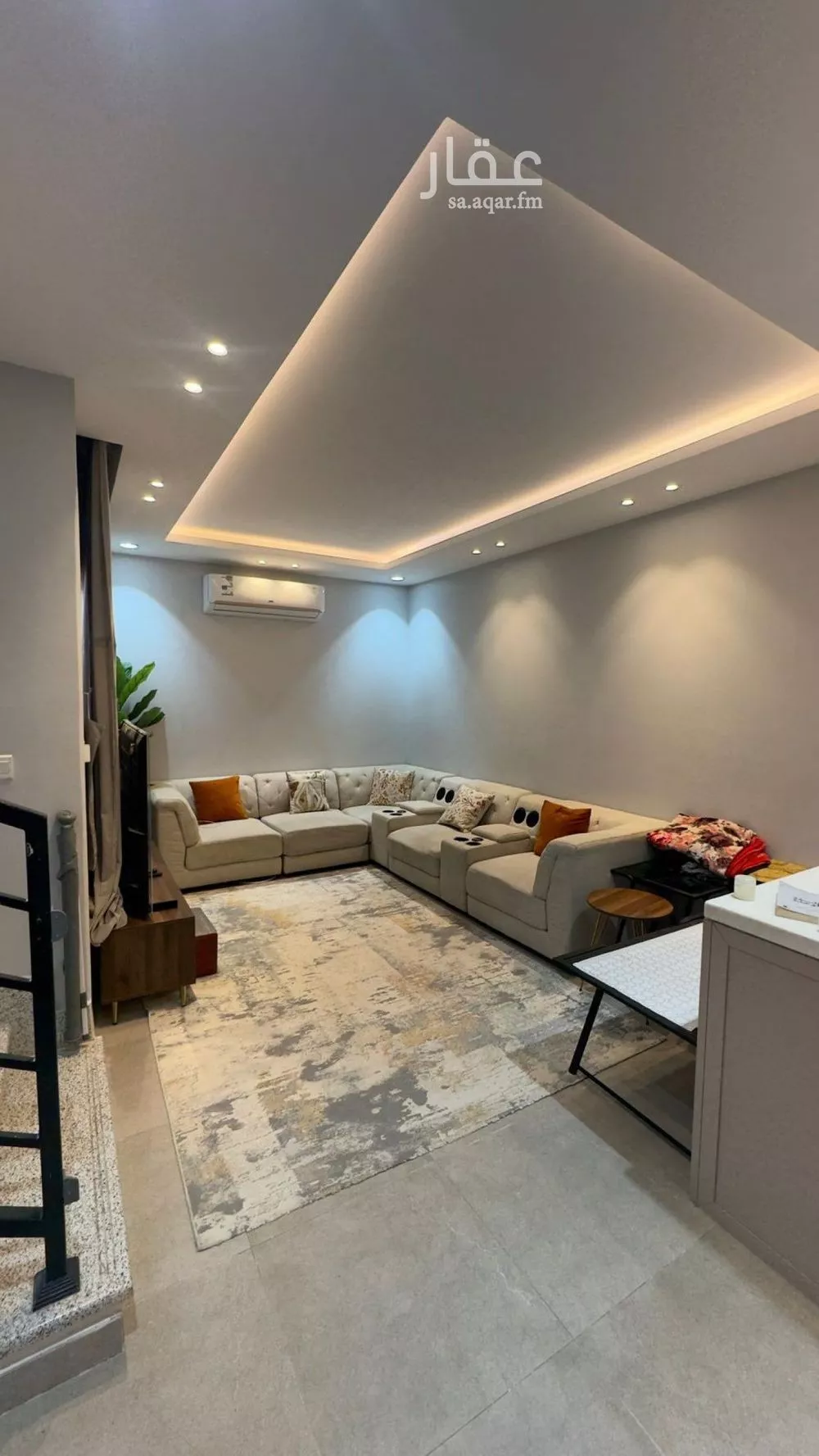 6 bedroom villa in Al Janadriyah, Riyadh 7