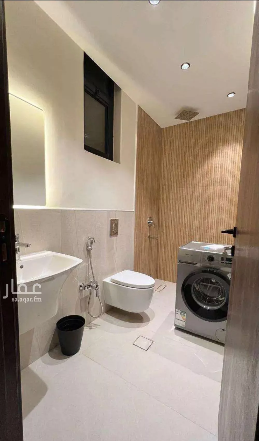 5 bedroom villa in Al Aridh 5