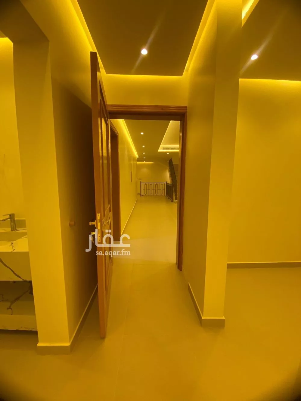 فيلا 7 غرف في الغدير 15
