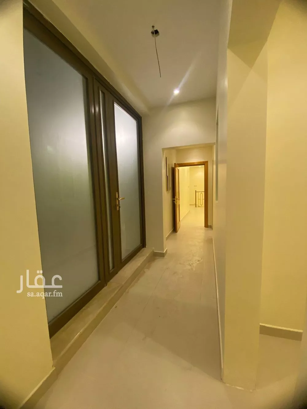 فيلا 7 غرف في الغدير 20