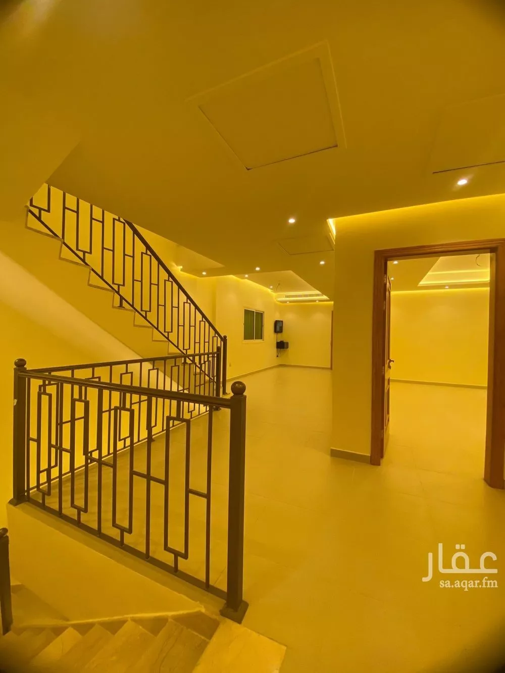 فيلا 7 غرف في الغدير 22