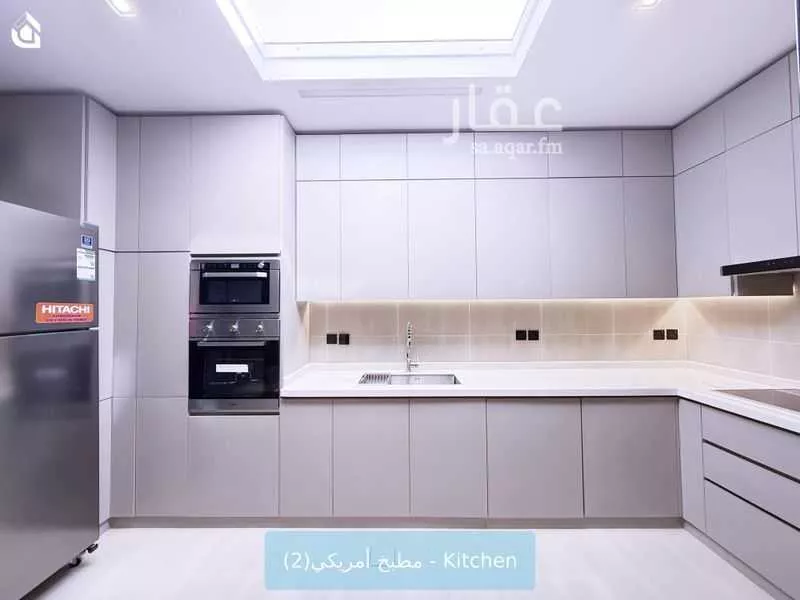 فيلا 4 غرف في العارض 8