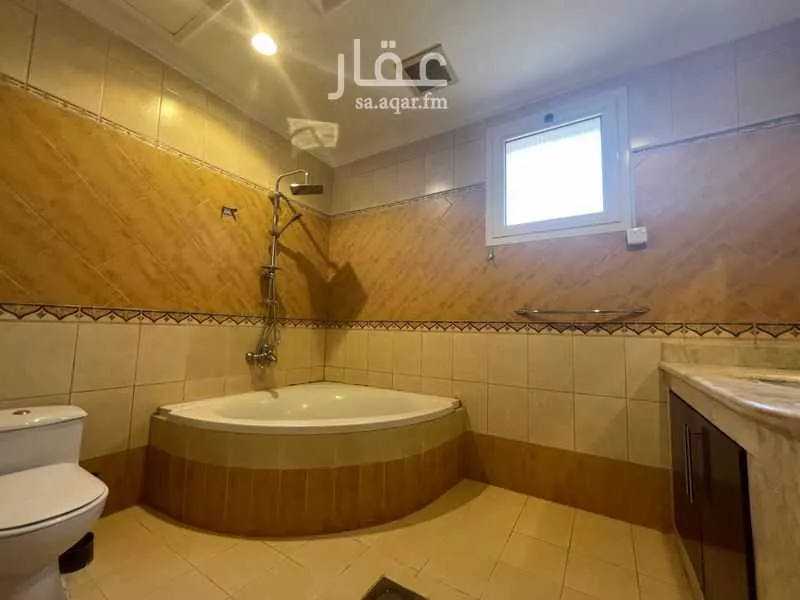 4 bedroom villa in Al Wadi 16