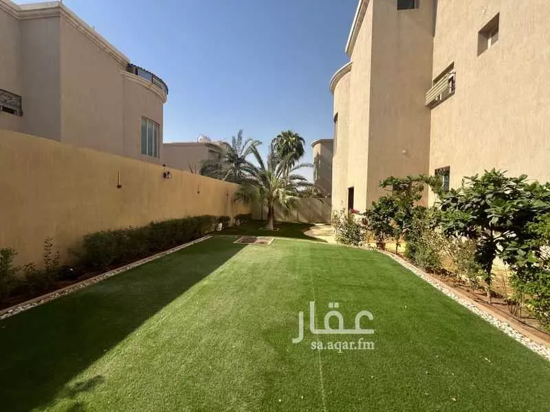 4 bedroom villa in Al Wadi 23