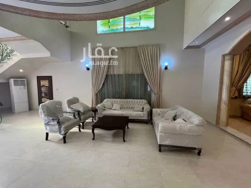 4 bedroom villa in Al Wadi 8