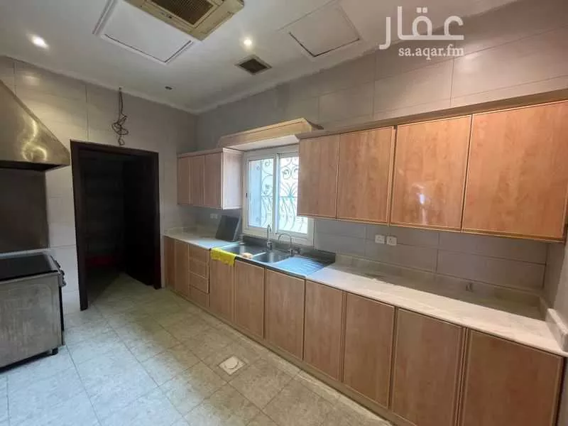 4 bedroom villa in Al Wadi 10