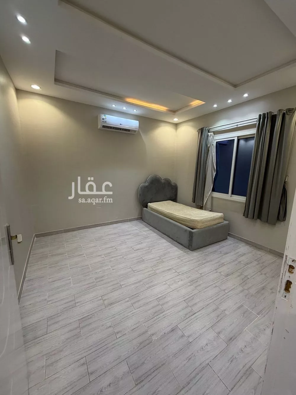 فيلا 8 غرف في الرمال 8