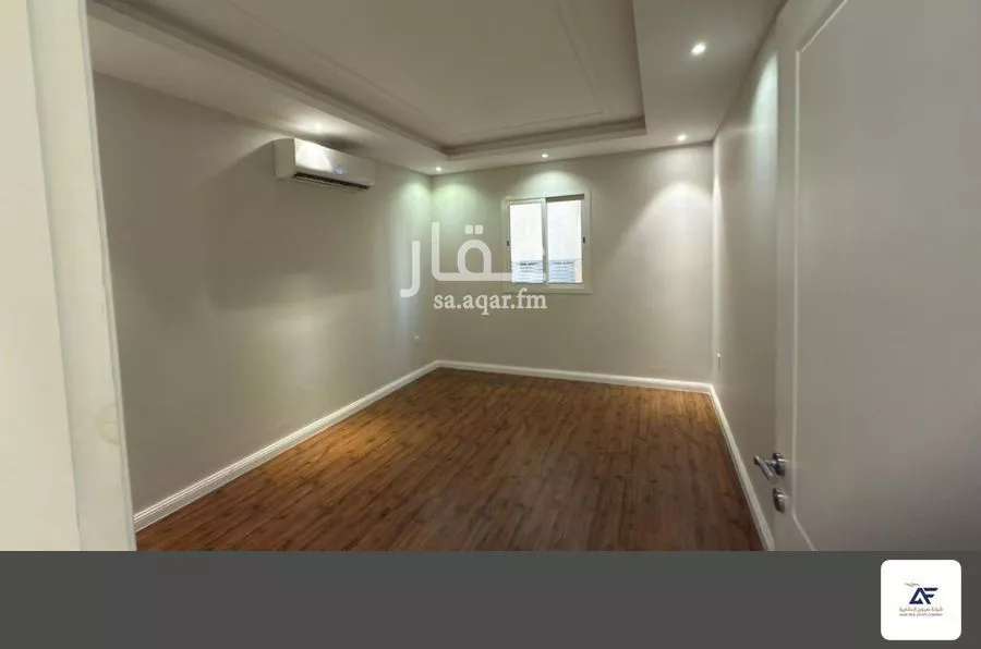 3 bedroom apartment in Al Yasmin 6