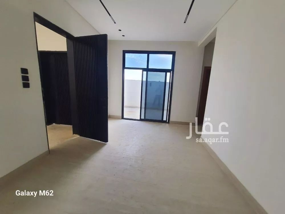 3 bedroom apartment in Dahiat Namar 3