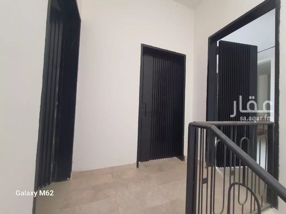 3 bedroom apartment in Dahiat Namar 4