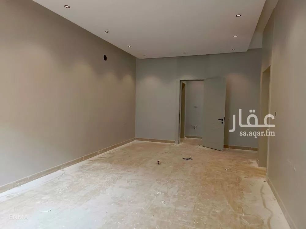 3 bedroom floor in King Faisal 6