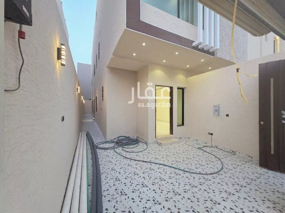 5 bedroom apartment in Taibah 2
