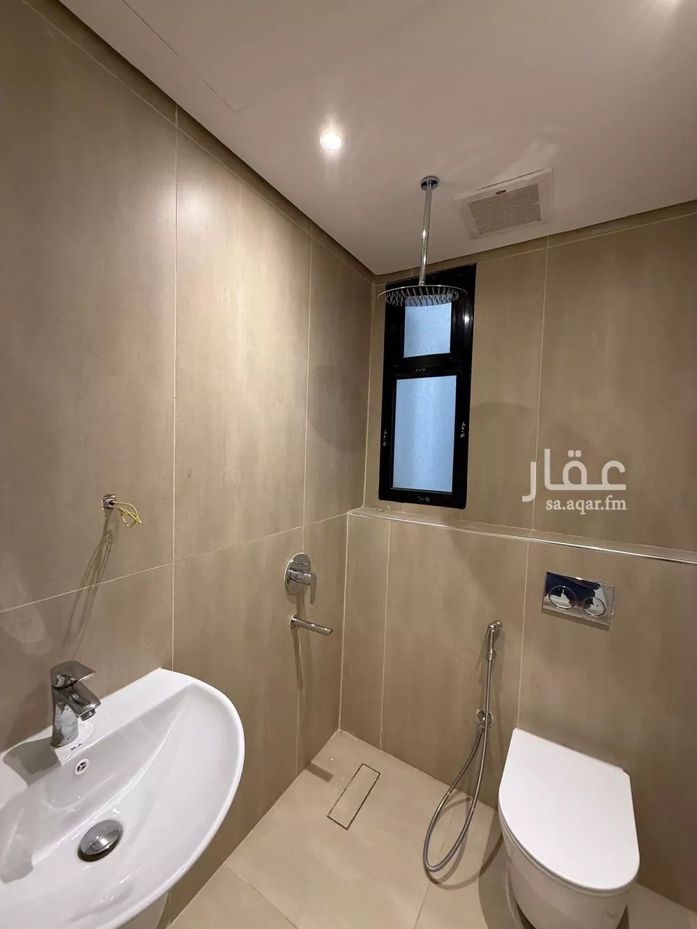 فيلا 3 غرف في العارض 22