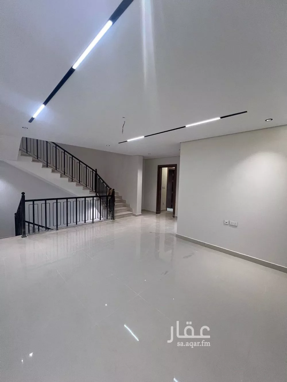 فيلا 6 غرف في نمار 11