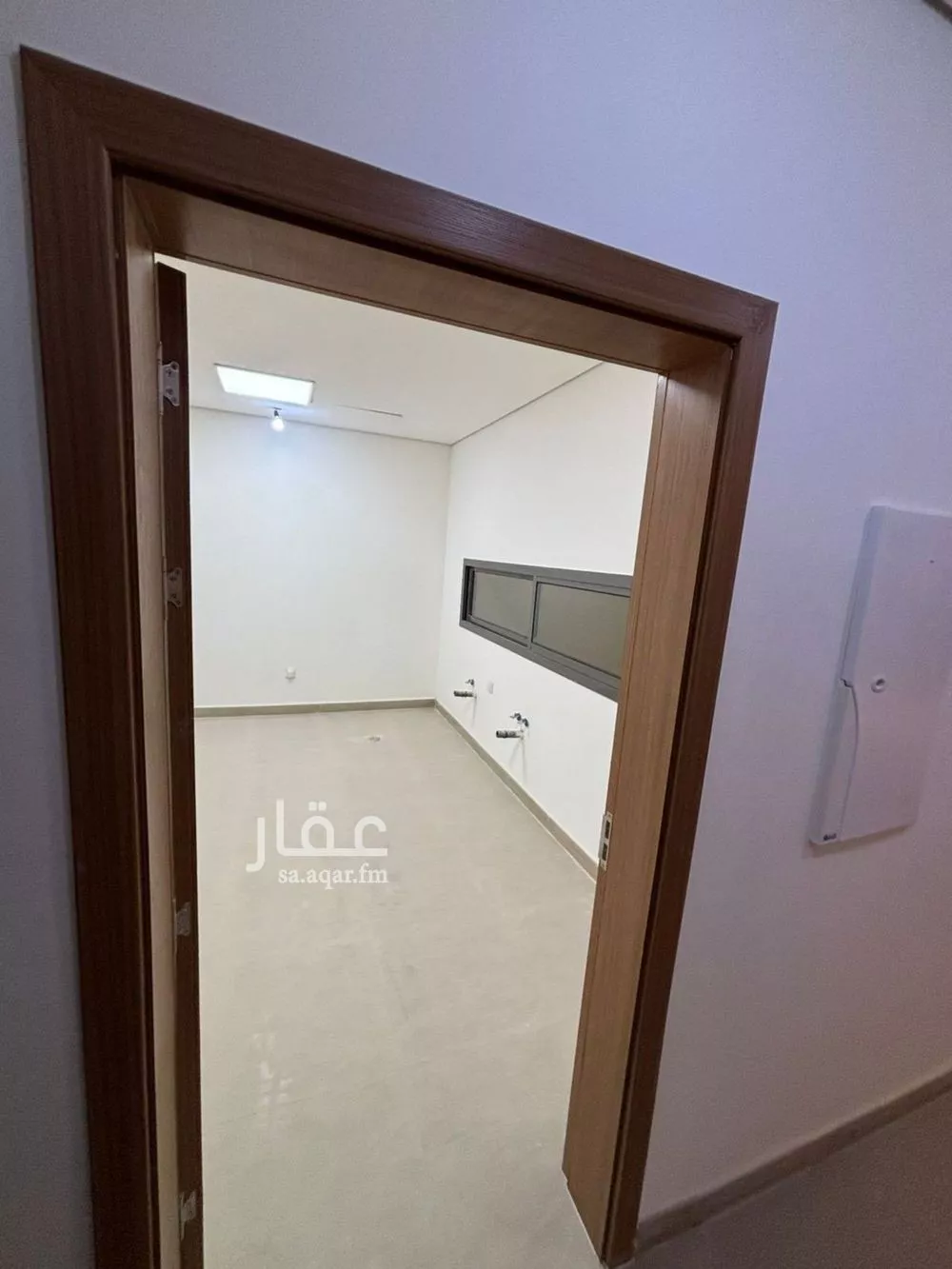 فيلا 4 غرف في العارض 7