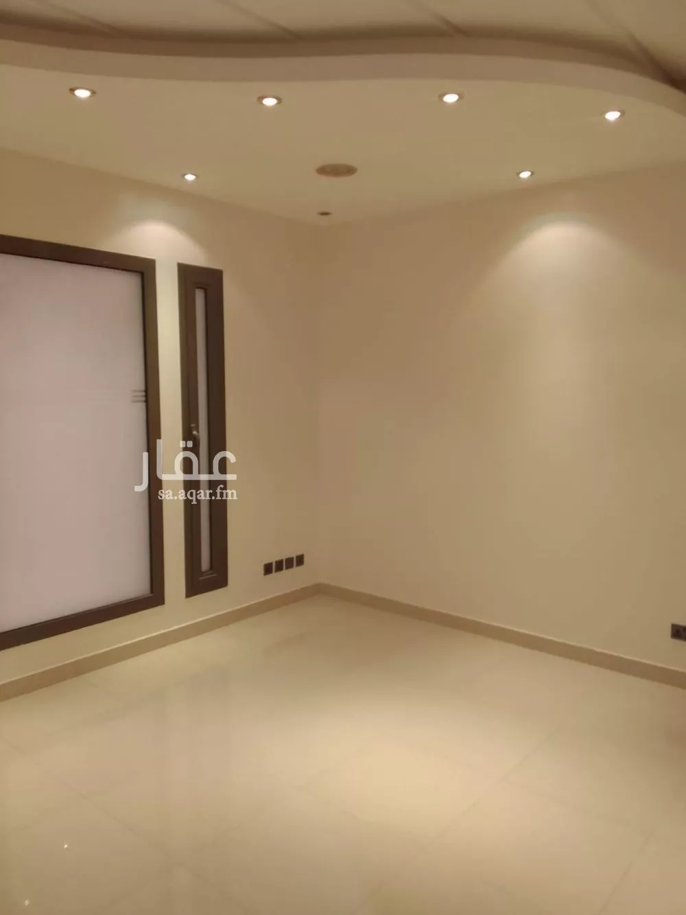 فيلا 4 غرف في النخيل 19