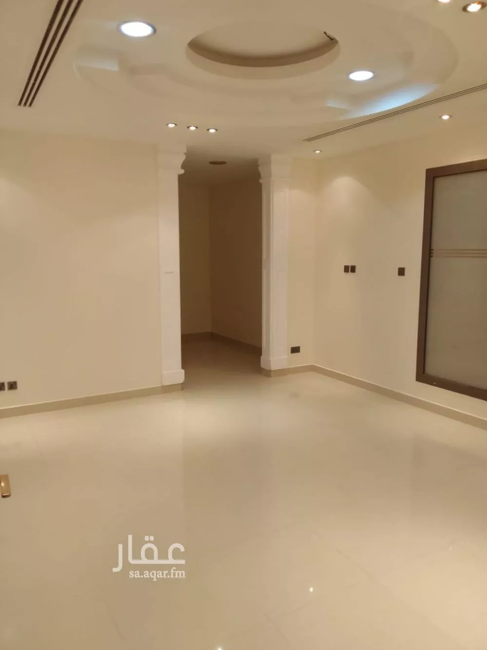 فيلا 4 غرف في النخيل 20