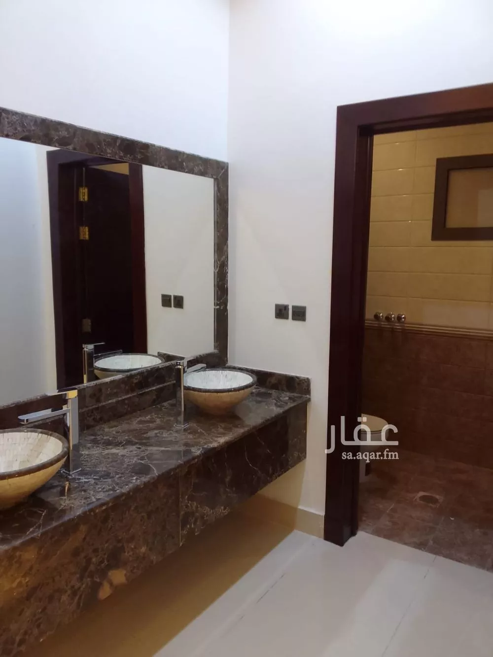 فيلا 4 غرف في النخيل 22