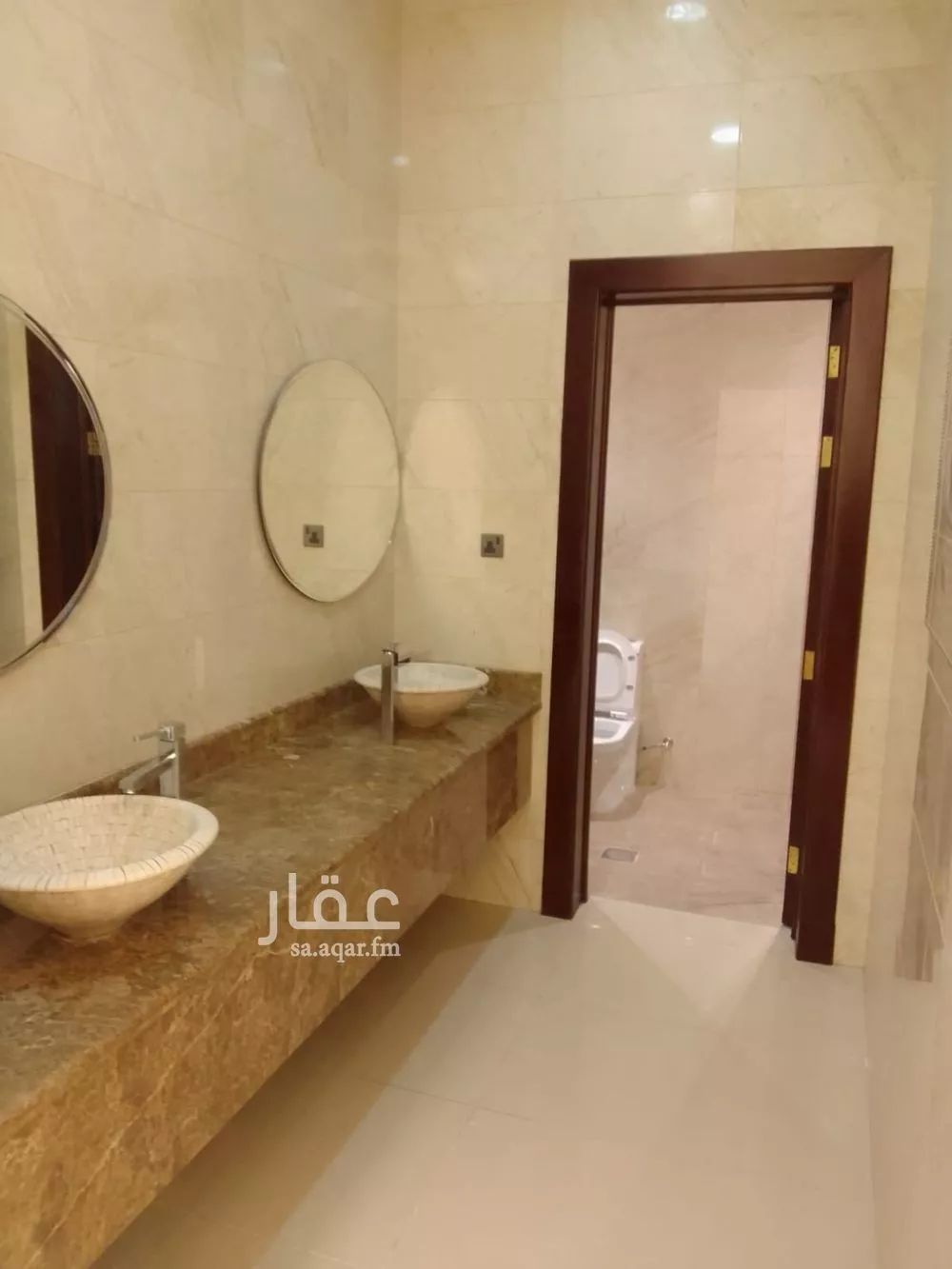 فيلا 4 غرف في النخيل 23