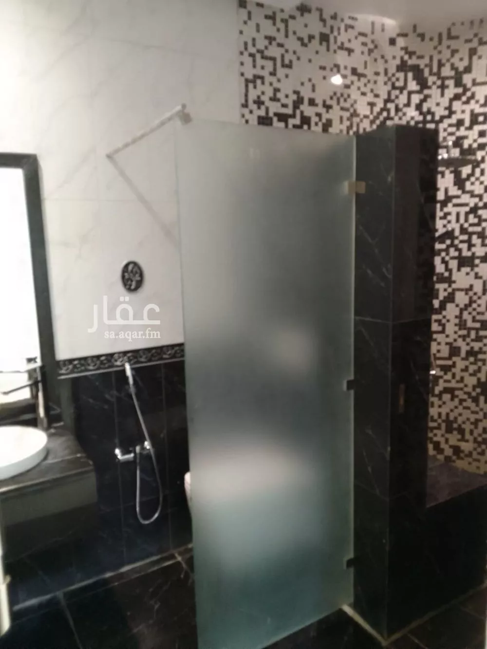 فيلا 4 غرف في النخيل 25