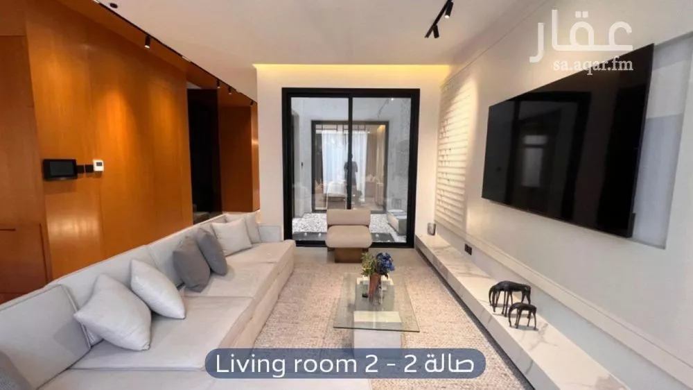 4 bedroom villa in Irqah 7