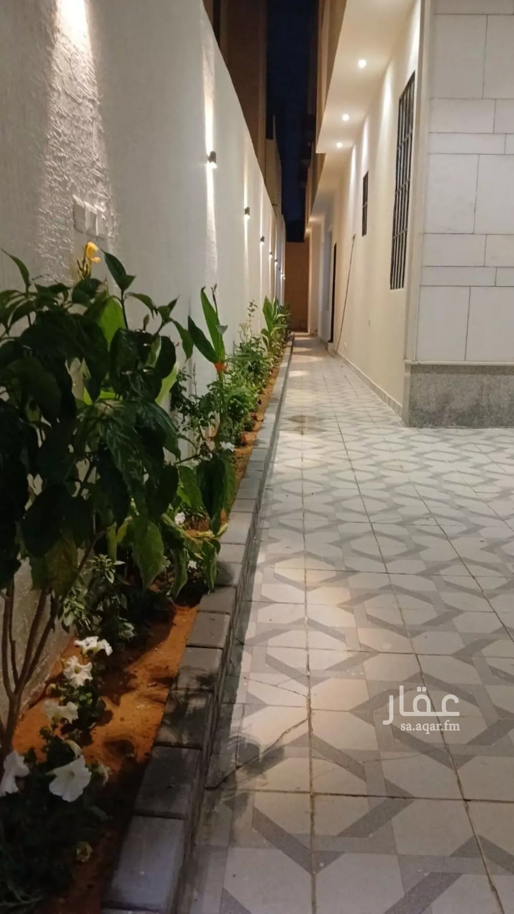 فيلا 5 غرف في القادسية 16