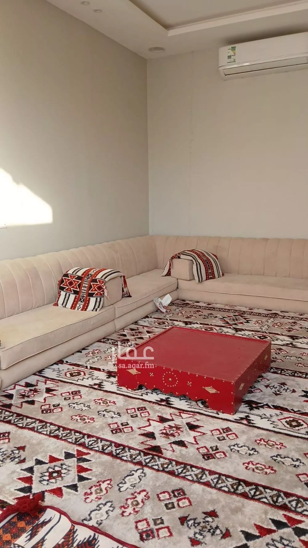 فيلا 5 غرف في القادسية 7