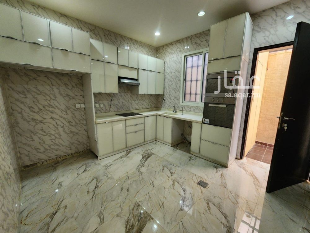 5 bedroom villa in Riyadh 5