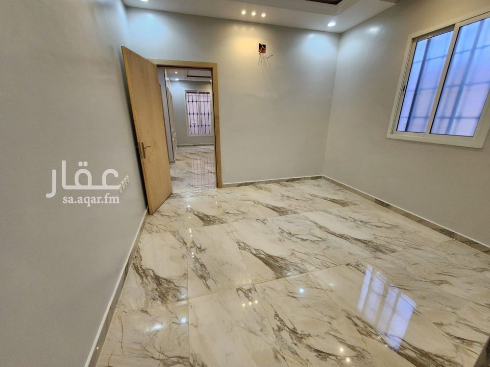 5 bedroom villa in Riyadh 6