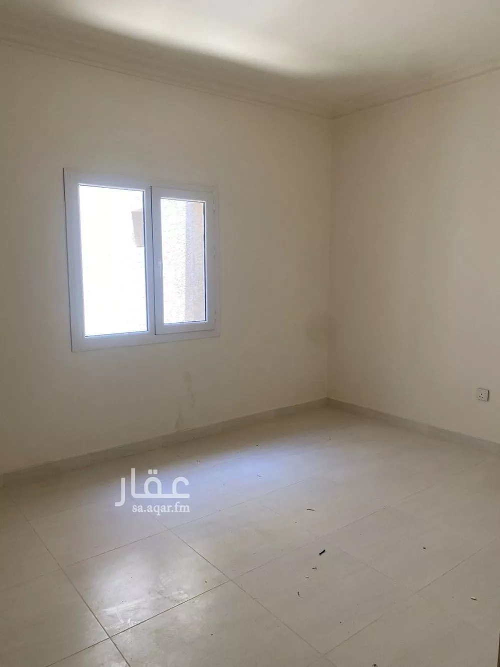 فيلا 5 غرف في العارض 8