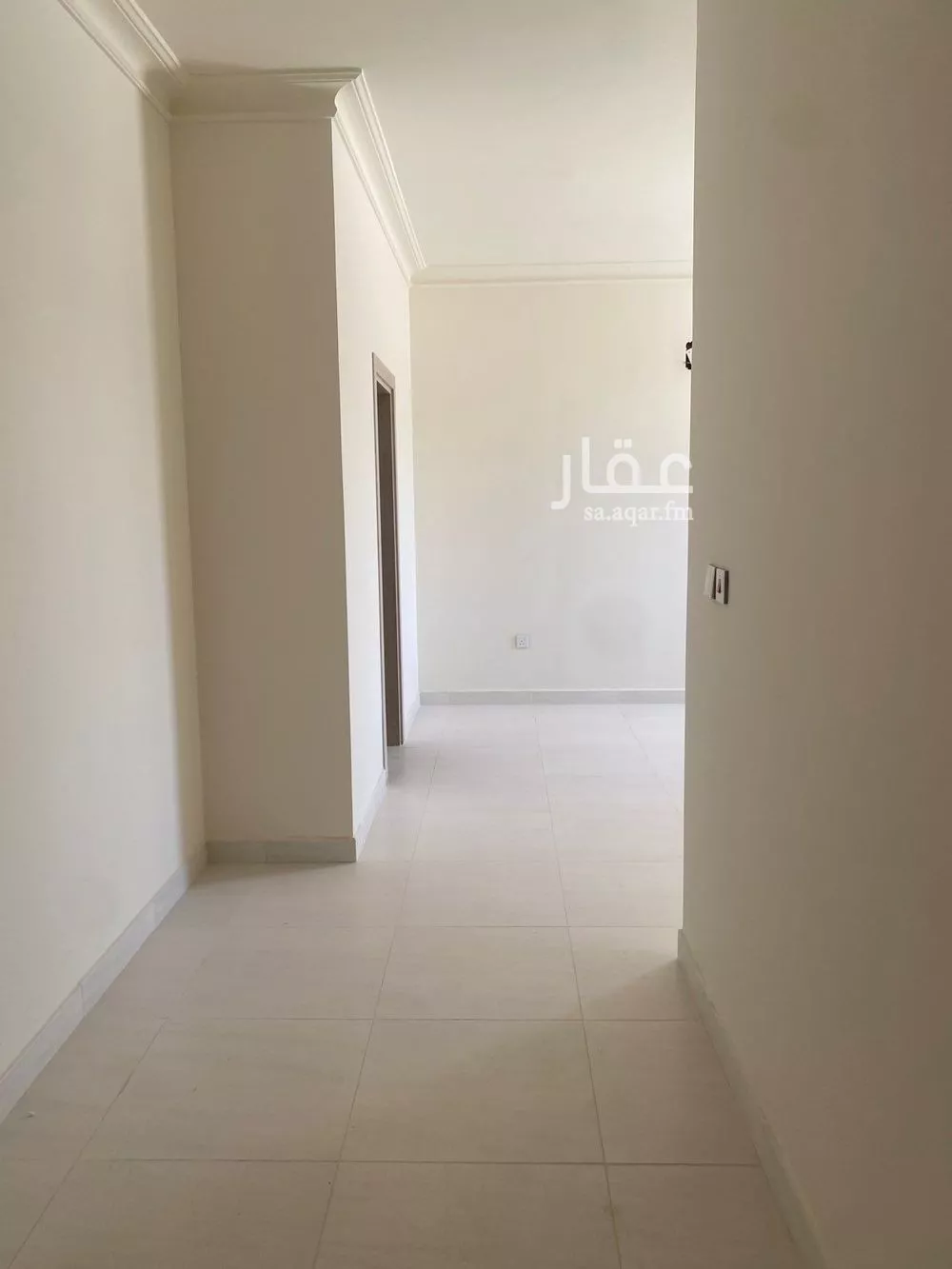 فيلا 5 غرف في العارض 10