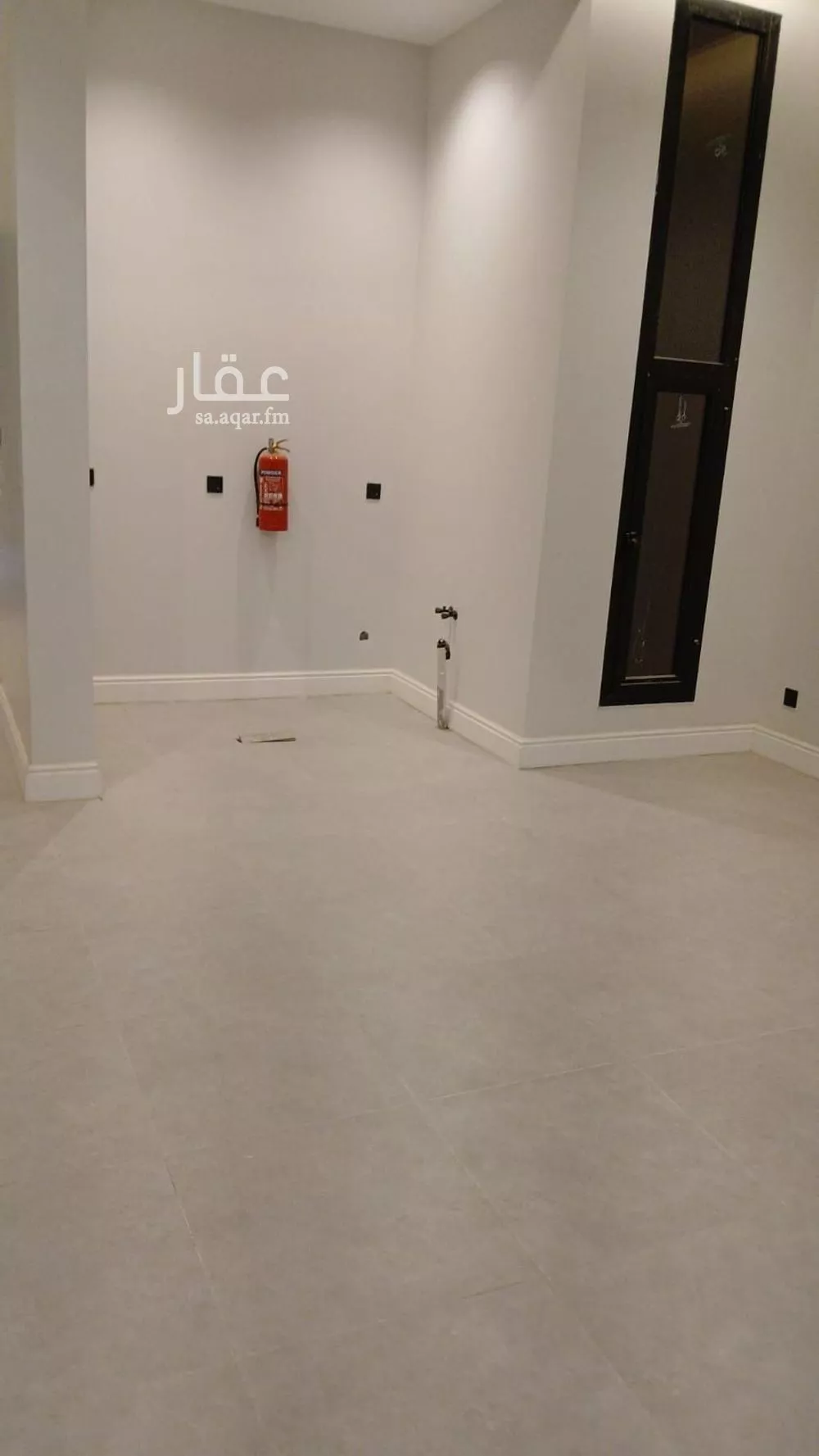 فيلا 4 غرف في الرمال 10