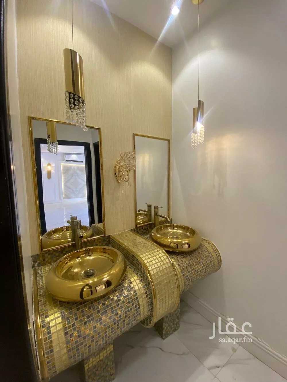 5 bedroom villa in Al Qairawan 4