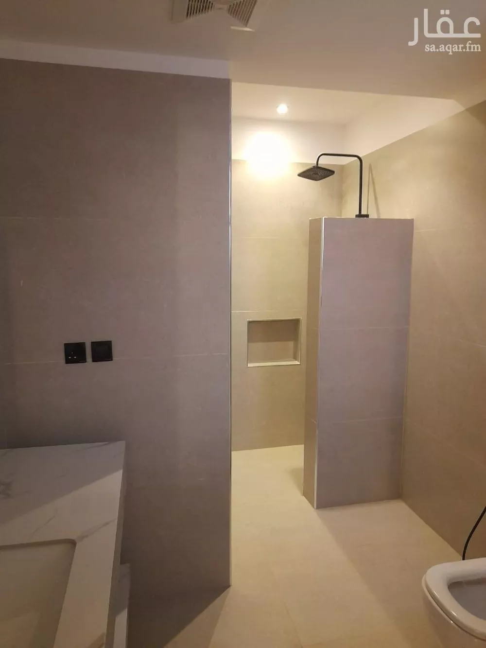 5 bedroom villa in Al Nakheel 20