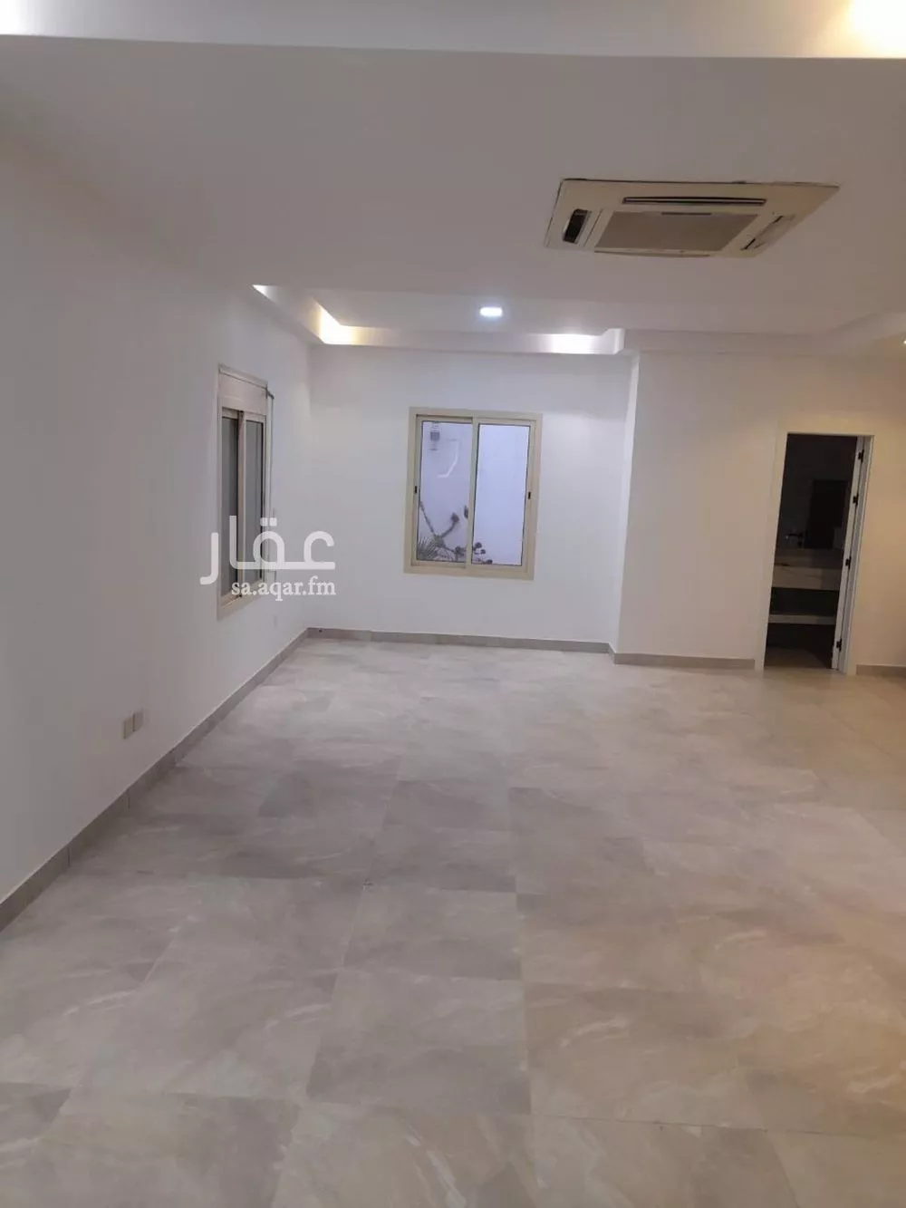 5 bedroom villa in Al Nakheel 10