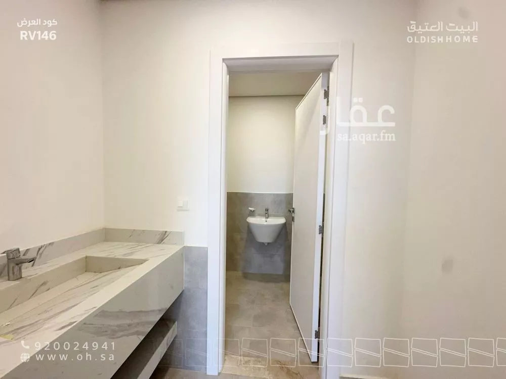 فيلا 5 غرف في النرجس 18