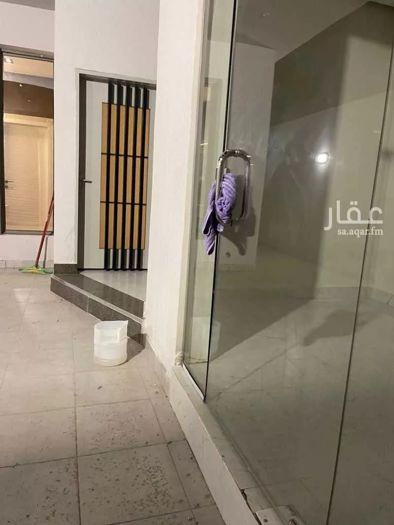 فيلا 5 غرف في العارض 4