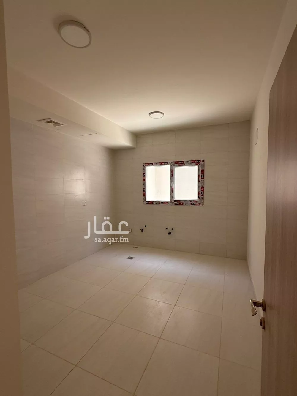 5 bedroom villa in Al Aridh 9
